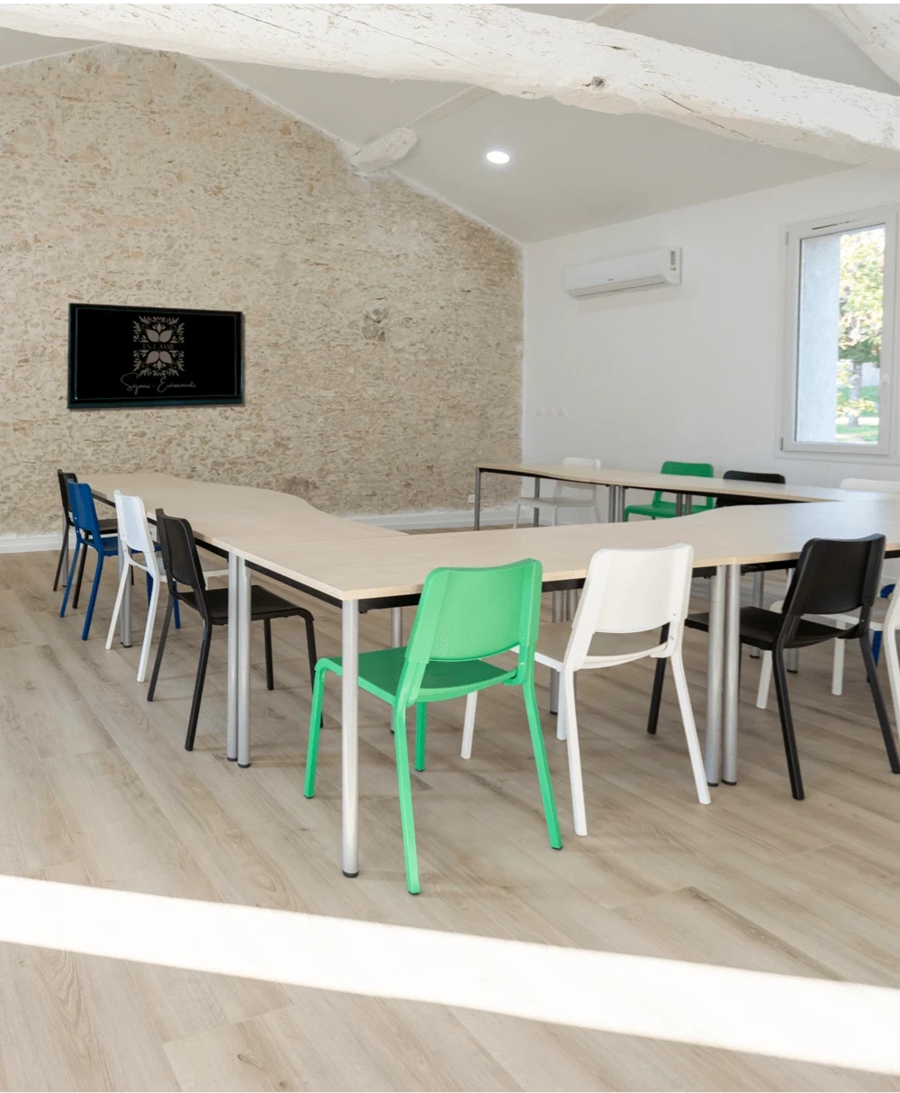 Salle de séminaire et événementielle chez En Cayre